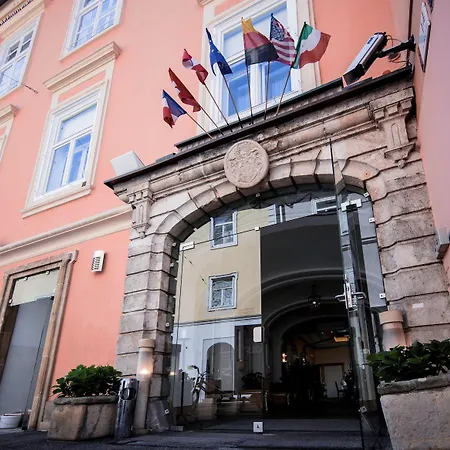 Boutique Hotel Dom - Rooms & Suites-2